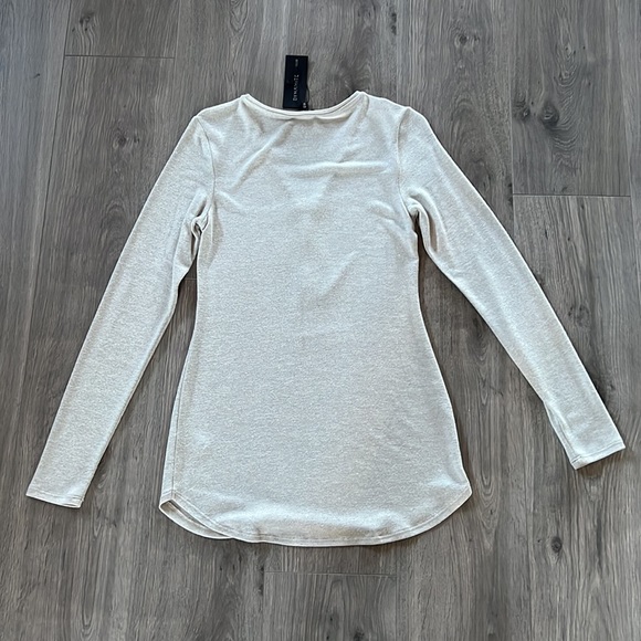 NWT SIZE S Dynamite sweater - Picture 2 of 3